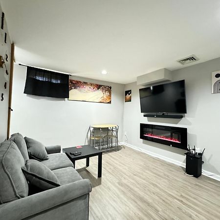 Executive Apartment At Uplands Baltimore Exterior photo
